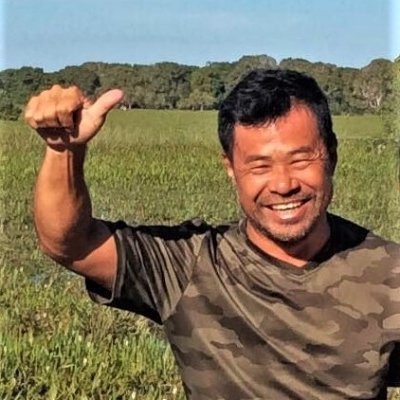 海外初渡航でブラジル移住。パンタナールとブラジル主要五大生態系を日本のマスコミに紹介案内。ブラジル在住33年、トランスパンタネイラ入口ポコネー市24年在住。政府公認マット・グロッソ州観光ガイド。トヨタランドクルザーFJ40&PANTANAL愛好家。ブラジル25州訪問済み。ブラジル大自然カスタムツアーできます。