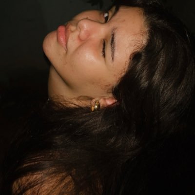 isachcv's profile picture. gosto de ler de vez em quando