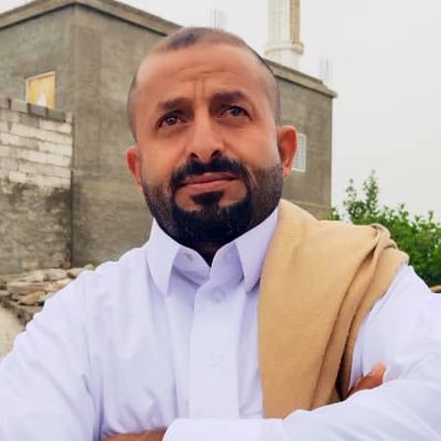 سَأعيشُ رَغْمَ الدَّاءِ والأَعْداءِكالنِّسْر فوقَ القِمَّة ِ الشَّمَّاءِأَرْنو إِلَى الشَّمْسِ المضِيئّة)