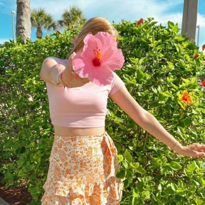 Stitch_0218's profile picture. You must stand in the world and field you love and shine brightly