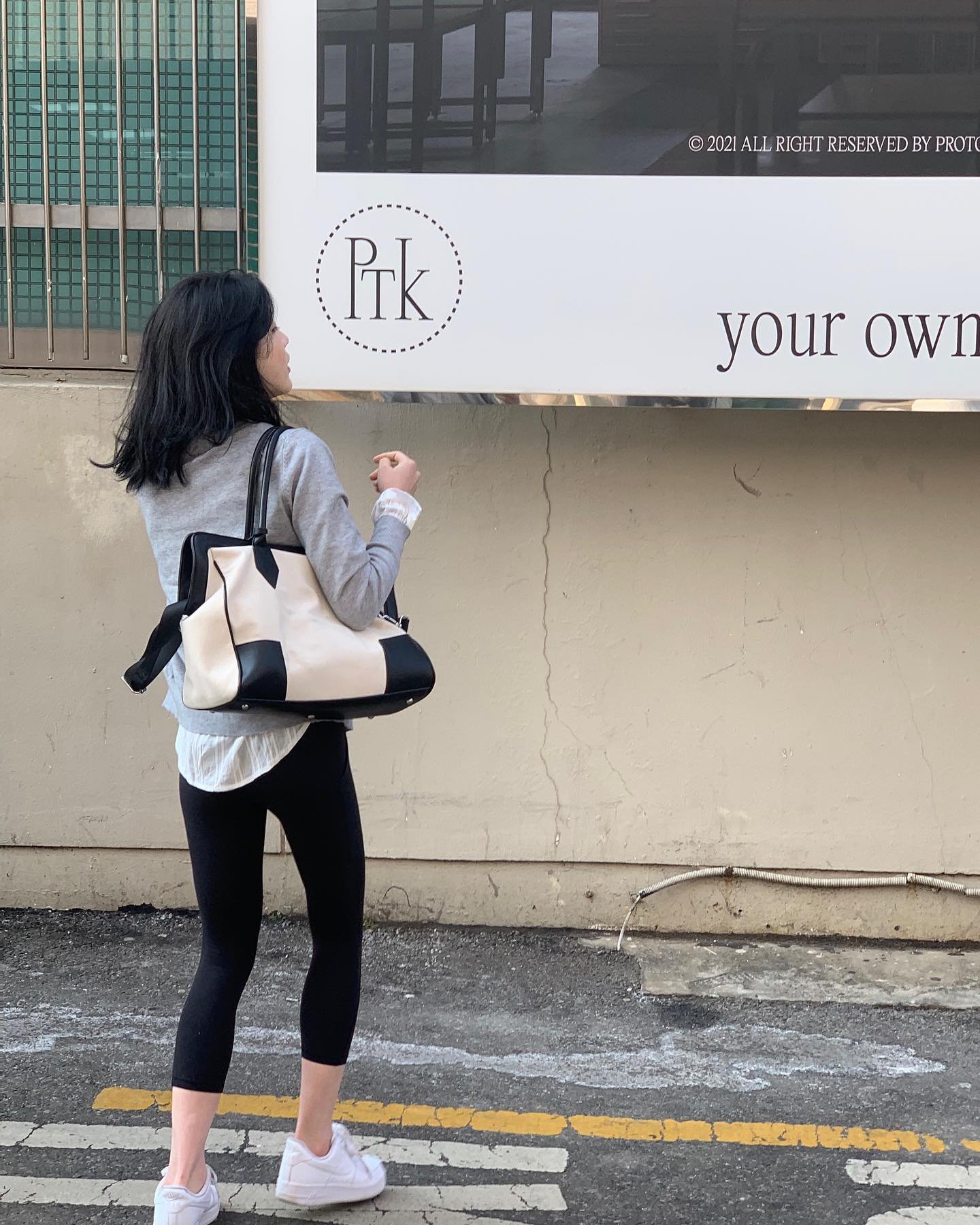 ThearsekgSS's profile picture. Philosophical soul, lover of simplicity. Seeking kindred spirits for meaningful connections. Let's savor life's quiet beauty! 🌿💖