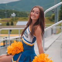 Addi Wear (@addiwear) 's Twitter Profile
