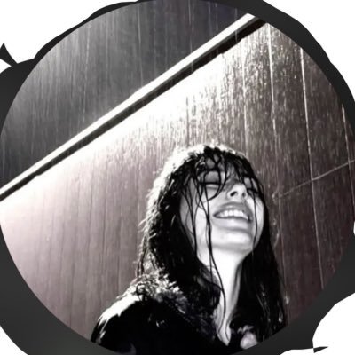 lulrj5's profile picture. gfx designer