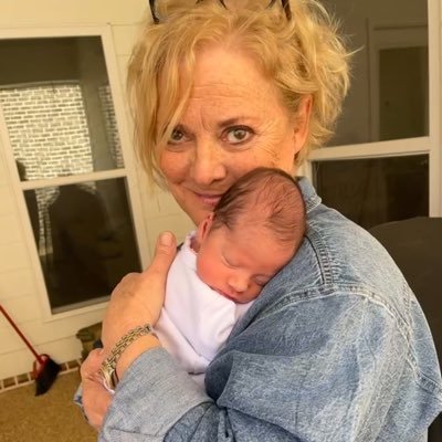 san_pearson's profile picture. 