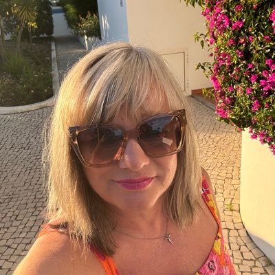 Was a travel agent for 38yrs. Breast cancer survivor/battler. Supported NUFC for over 30yrs. Work in football hospitality. Left X, now I’m back