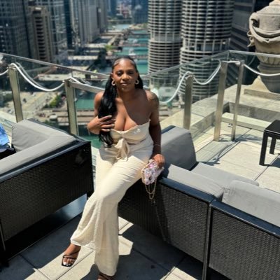 niqniq93's profile picture. Keep growing. 🌻| RRT 🩺| boy mom 💙