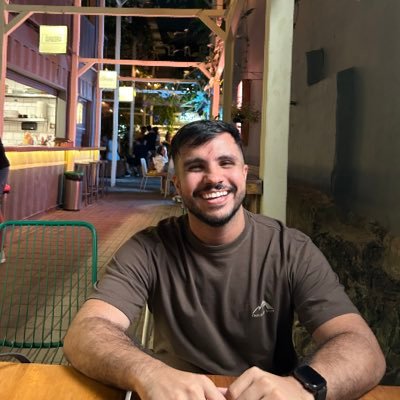 Professor de Relações Internacionais.
Falo de Geopolítica e Estudos Estratégicos.