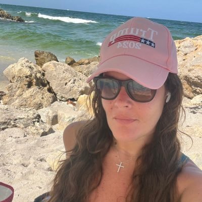 jpusins's profile picture. ✝️🇺🇸