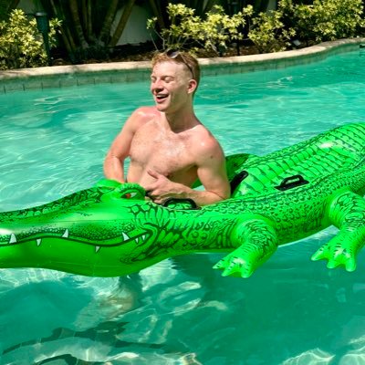 life, uh, finds a slay 🦖• organizing changemakers @itsonus