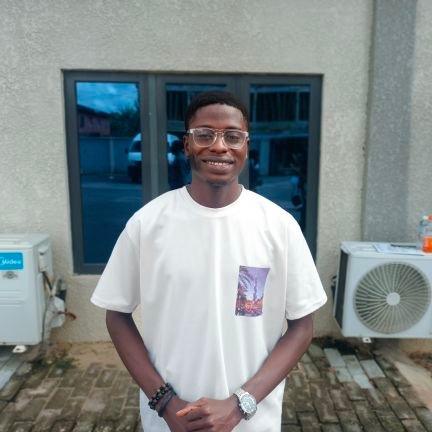 TobiIsaac20's profile picture. Upcoming Game developer, a Lover of Constructions 👷‍♂❤❤ and Chemical Engineer 😌

Lastly, a Child of God who is fully #Obident for a better Nigeria 🇳🇬 💪🏽