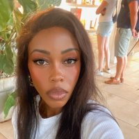 clara theo (@claratorome) 's Twitter Profile