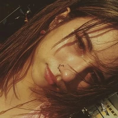 pastlclouds's profile picture. 𖹭 19, 𝑖𝑛𝑓𝑝 𖹭 #girlytwt #lovelytwt #langtwt