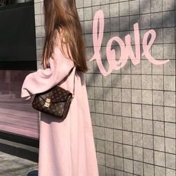 Briolewnaunab8's profile picture. 