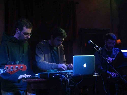 Sygnals's profile picture. http://t.co/6anoASlH  
http://t.co/2vcTuSDf
http://t.co/QD8Ddaa8
http://t.co/jXI1DYPb
http://t.co/0PnmTurG
http://t.co/LaYmOiKY