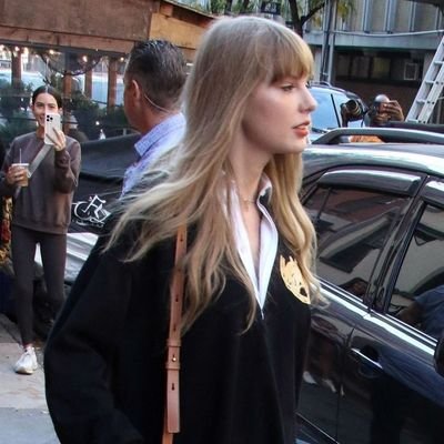 aishitaaa's profile picture. m llamo aixa, tengo transtornos y amo hablar d taylor