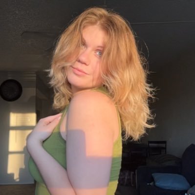 celereyy's profile picture. smh my head