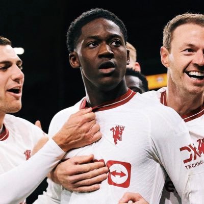 mainooszn05's profile picture. 