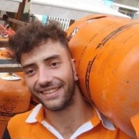 ButaneroPutero33 (@parrobot7) 's Twitter Profile