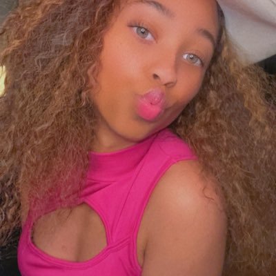 @ThatsMeJay Wife | Gymnast Mom 🤸🏽♀️💞 | Nurse👩🏽⚕️ | Baker 🍰🧁🍪🥧 | 📷 __Nursemunch| 🎥 NurseMunch