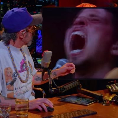 Unofficial clip channel, news, and content around the greatest mom and pop podcast in the world. #Redbar Redbar Radbear