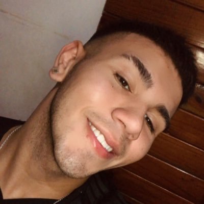 no se q poner, así que te dejo mi insta: Eduu.okk