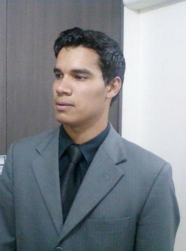 andreluizbra's profile picture. Estudande