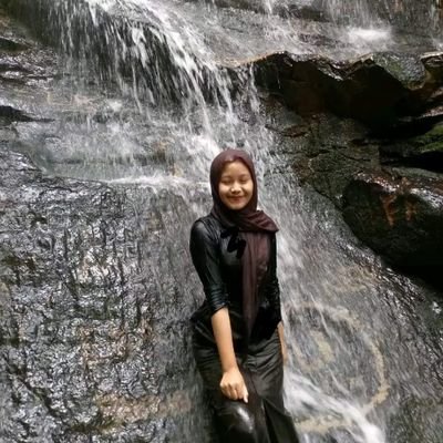 AshleyRive340's profile picture. SUKA MANDI AWAS ADA KAMERA MENDING JOIN GRUP TELEGRAM JOIN GRUP NGINTIP 5000 VIDEO TELEGRAM https://t.co/JuU63axJmk