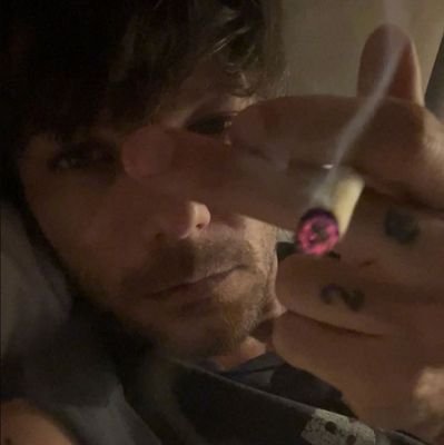 caritoox__'s profile picture. 𝟑𝟑𝟑
ᯓ★