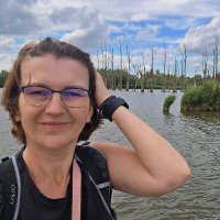 Agnes Molnar (@molnaragnes) 's Twitter Profile