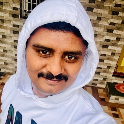 Sare Jahan Se Achha Hindustan Hamara, hum Bul Bul Ye Hai Iski Ye Gulistan Hamara