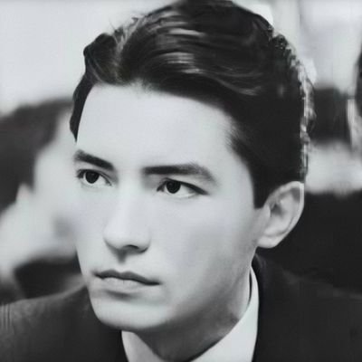 女 狮子座♌ 大学专科毕业 因阿斯伯格综合征待业中
好き:梁朝伟 黄秋生 张学友 张国荣 梅艳芳 金城武 二次元&韩剧&电影 昭和天皇が好き
苦练日语 韩语 泰语中
黄安嫌き