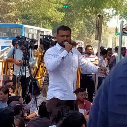 #भारतीय🇮🇳
#विद्यार्थी
#शेतकरी🌱
#कार्यातून ... समाज परिवर्तनाकडे...
#वाचनप्रेमी📚#निसर्गप्रेमी🏞️🏝️