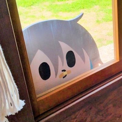 V2oqSaainro9qJh's profile picture. 