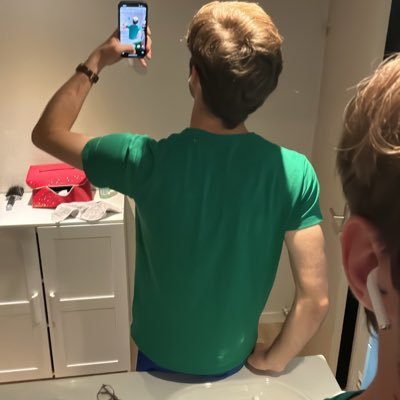 ouaiscestfroggy's profile picture. 🤔