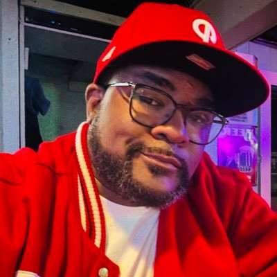 If You Only Knew The Things That Go On In My Head...
#49ERS
#UPPERECHELONMC
GOT TRACKS??? GET AT ME...
HEAT4KING@GMAIL.COM