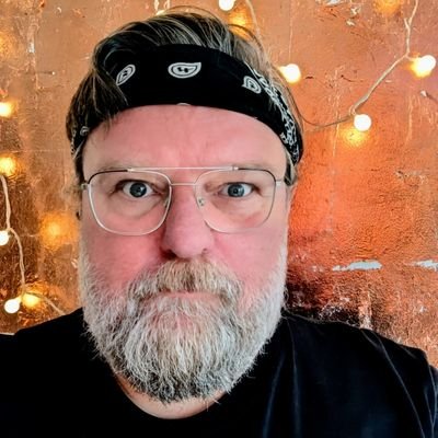 Queer, poly, bearded gobshite.
🏳️🌈🏳️⚧️🇵🇸