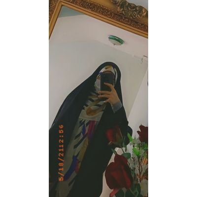 دهه هشتادی | دانشجوی روانشناسی 🧠 | کتابخوان و عاشق یادگیری | پر از شور و هیجان برای کشف دنیا! 🌍