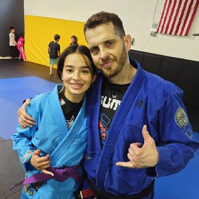 Christian, Family man, Patriot, volunteer firefighter, BJJ BB & coach
I will fight for my God, my Family and my Country! $Swurve4reaL
