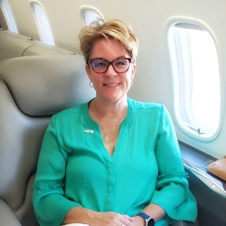 SVP- Private Wealth Banker @bankoftexas
• mom • wife • arts advocate • advisor ♡ Visual Arts Guild of Frisco