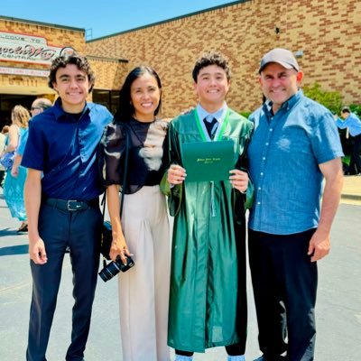 Faith, Family, ⚾️. Proud Husband & Dad of @sloane_noah & @JonahSloane77 . Chicagoland Landscape Designer & Builder for 40 yrs.
