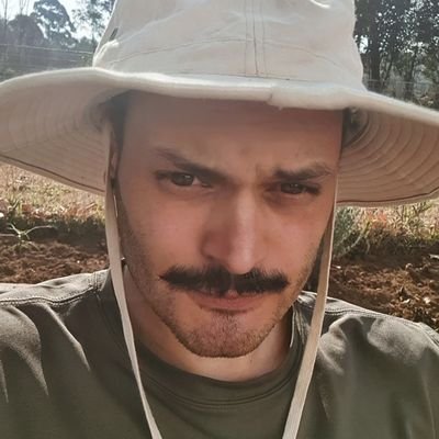 bunsofzeal_'s profile picture. Show me things I cannot see on my own. He/Him 🇿🇦 🇵🇸 🌱💚