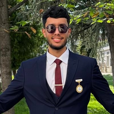 @UOfjeddah Ambassador| Radiology Intern at @KFSHRC_J |Leadership |Innovative| Part of @GiftedUJ|@Project1932|@McKinsey|Member of Youth Impact Council @MiskKSA