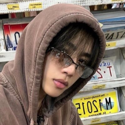 ye0nda's profile picture. saw tbz three times (she/her)