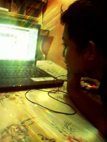 Wais_Alkurni's profile picture. sederhana, bahagia, dengan banyak cinta :D