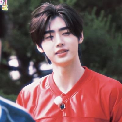 taekaba_'s profile picture. 21