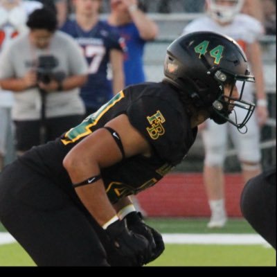 ‘25 Christ Follower ✝️ LB , Captain 6’1 215lbs/ 4.27 GPA Email: nicolaslara2025@gmail.com #ID2401206621 All State 1st Team,