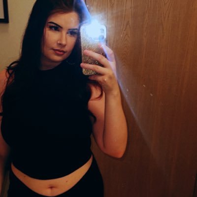 LexiJordan98's profile picture. 