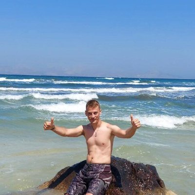 Regular guy trying to entertain : https://t.co/sWcEuwEf0q Streaming League of Legends, Age of Mythology , World of Warcraft , Counter-Strike