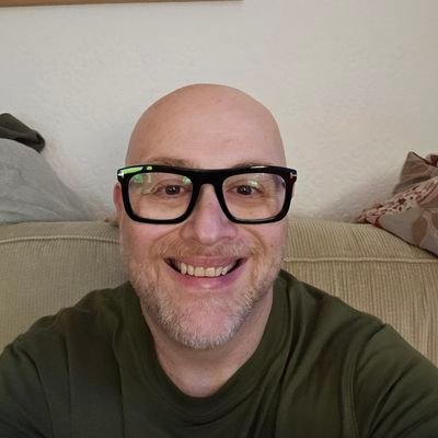 proofyes's profile picture. Pillock from Salford.