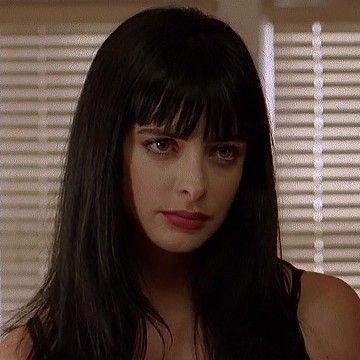 raquer001's profile picture. ☔